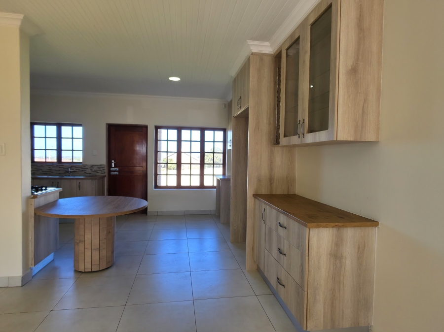 3 Bedroom Property for Sale in Wavecrest Eastern Cape